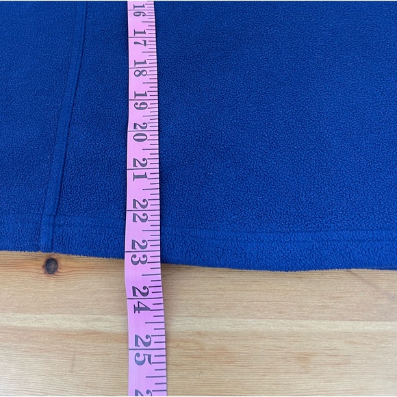 Minnie Mouse Embroidered Disney Quarter zip Fleece Pullover Sweater Size M - Picture 10 of 10